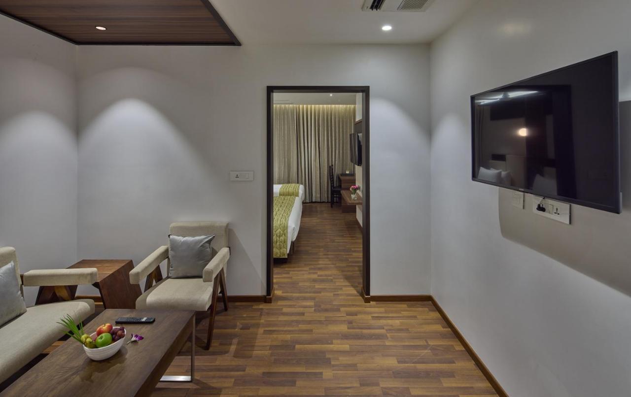 Grand Continent Hosur A Sarovar Portico Affiliate Hotel Eksteriør billede