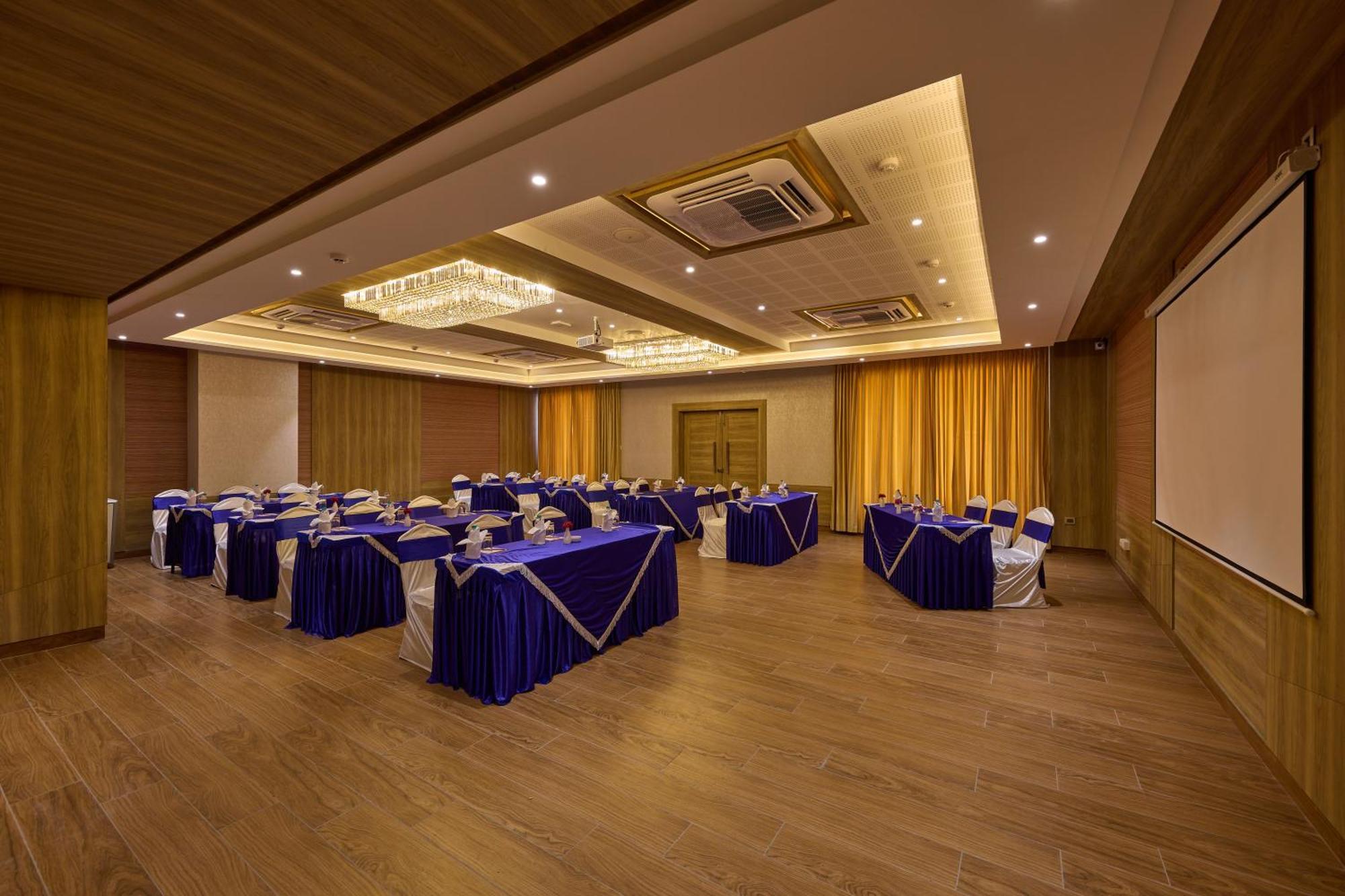 Grand Continent Hosur A Sarovar Portico Affiliate Hotel Eksteriør billede