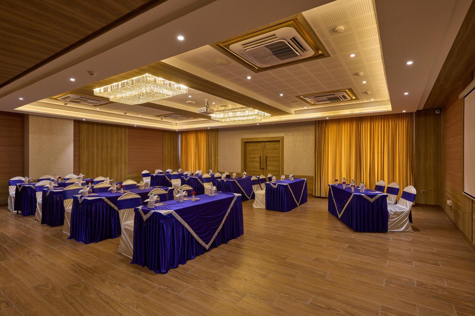 Grand Continent Hosur A Sarovar Portico Affiliate Hotel Eksteriør billede