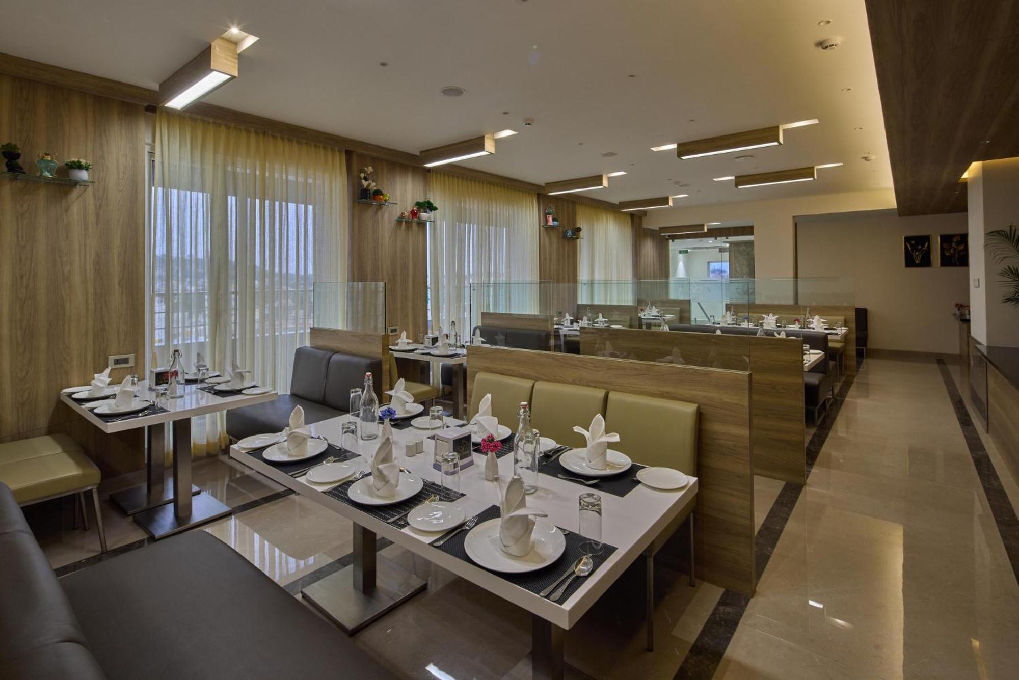Grand Continent Hosur A Sarovar Portico Affiliate Hotel Eksteriør billede