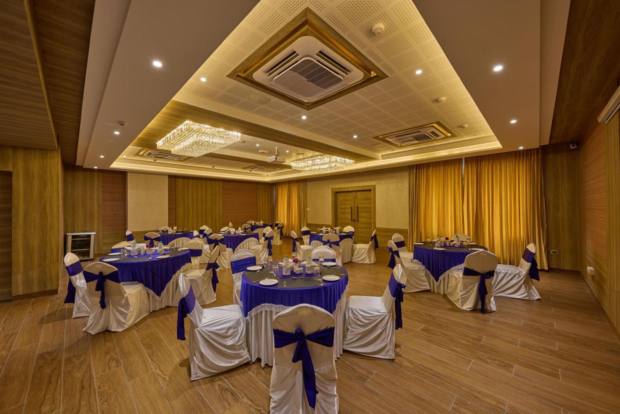 Grand Continent Hosur A Sarovar Portico Affiliate Hotel Eksteriør billede